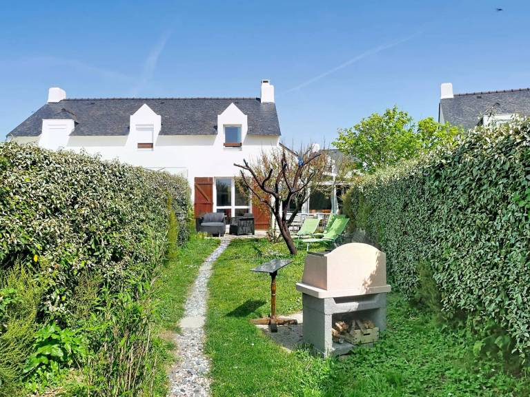 Villa with garden & BBQ — photo 2