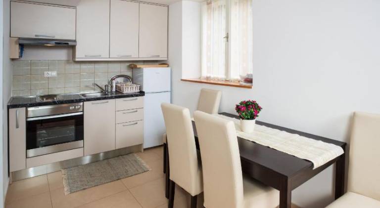 Rental apartment with 1 room for 4 persons — photo 3