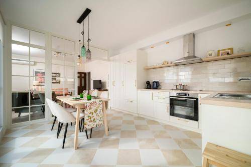 Apartamento  Tsentar