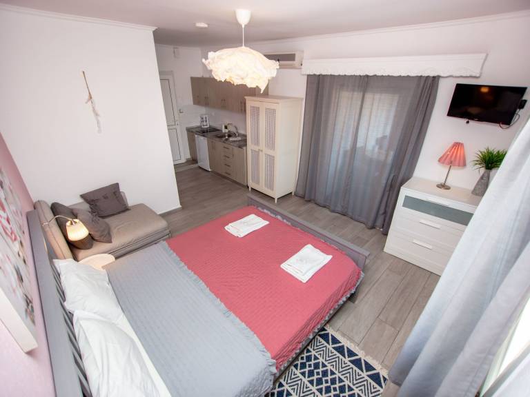 Charming rental apartment with garden | Close to the beach | Pets allowed — photo 3