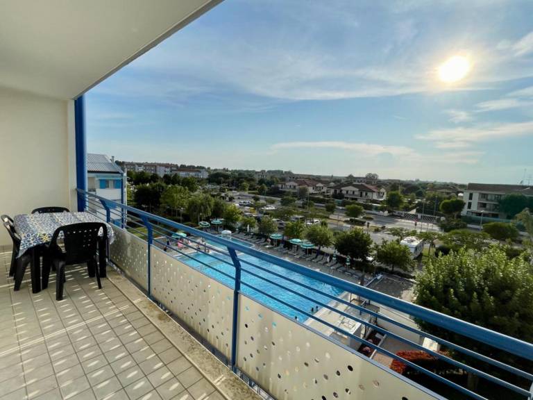 Children-friendly pleasant holiday apartment with pool & terrace | Nature view | Dogs allowed in Caorle