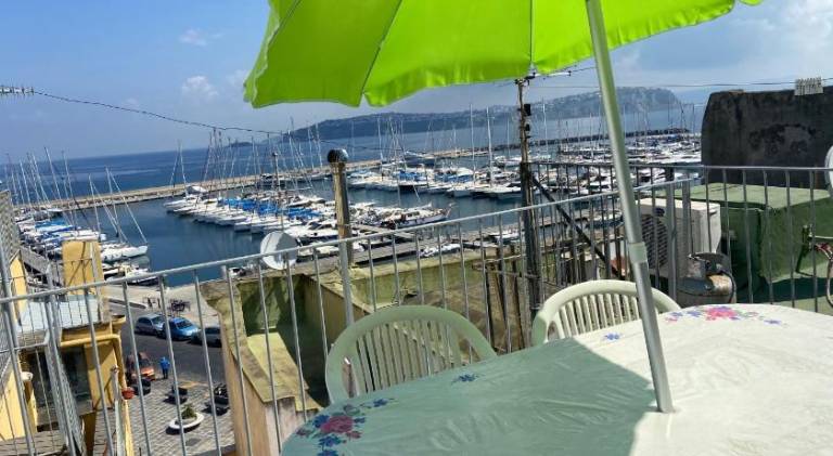 Holiday apartment with 2 rooms for 6 persons in Procida