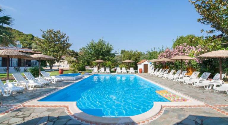STRAWBERRY Skiathos in Skiathos
