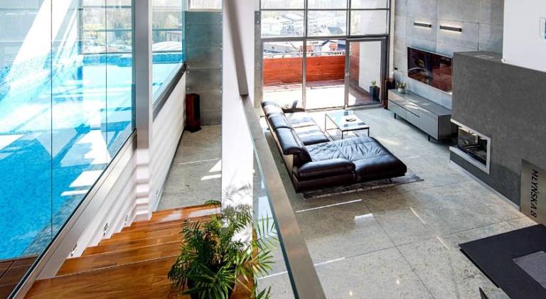 Apartment with pool in Bielsko-Biala