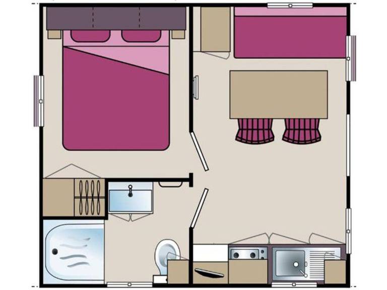 Mobile home with pool — photo 2
