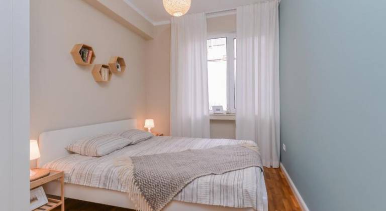 Rental apartment with 2 rooms for 5 persons in Sofia