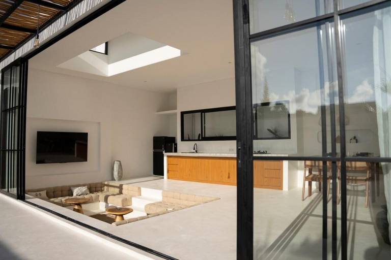 House with pool | Good for workation — photo 3
