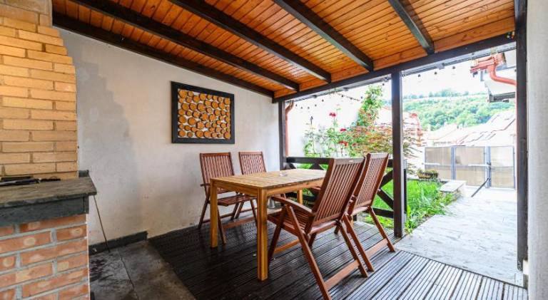 Villa with terrace & garden | Dogs allowed — photo 4