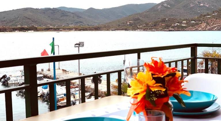 Holiday apartment | Close to the beach | Pet-friendly in Campo nell'Elba