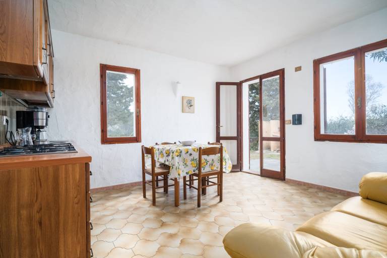 Fully equipped holiday apartment with terrace, yard & barbeque | Beach nearby | Good for workation | Pets allowed — photo 3