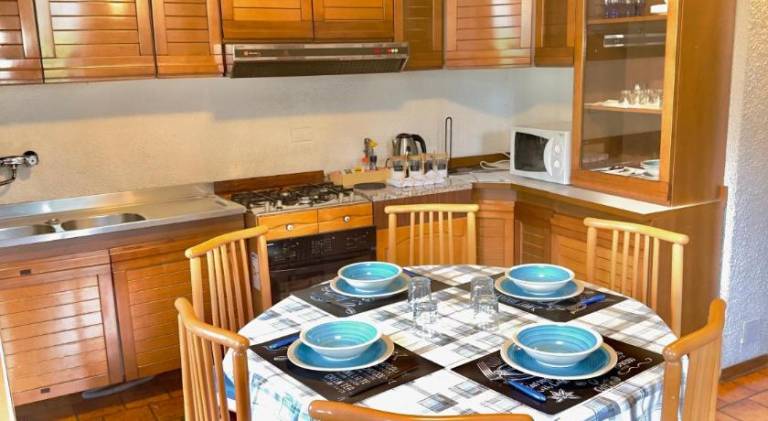 Chalet with 4 rooms for 12 persons — photo 4