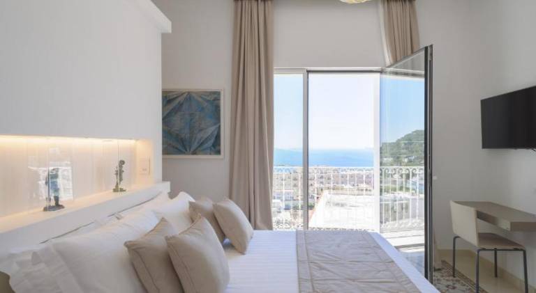 Sopramonte Exclusive Rooms in Anacapri