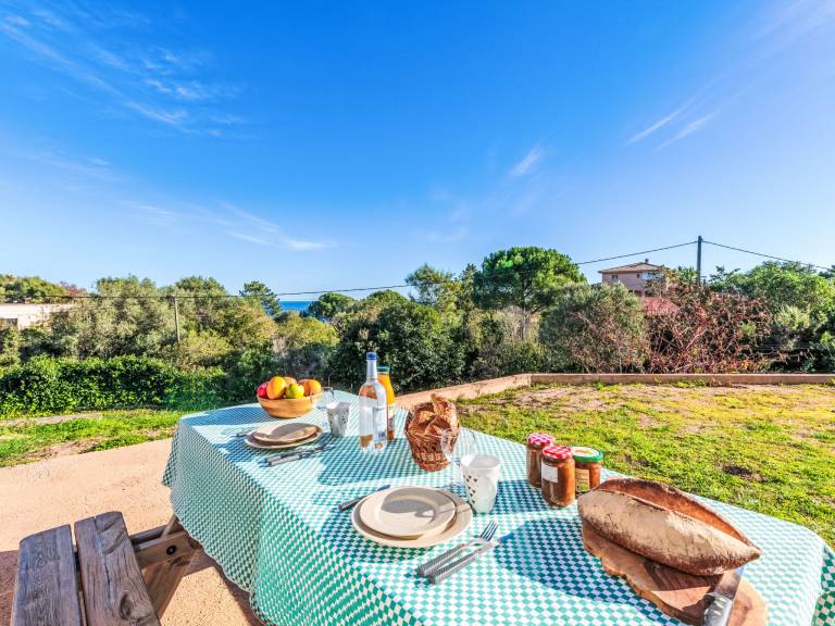 Ferienwohnung in Sari-Solenzara f&uuml;r max. 2 Personen