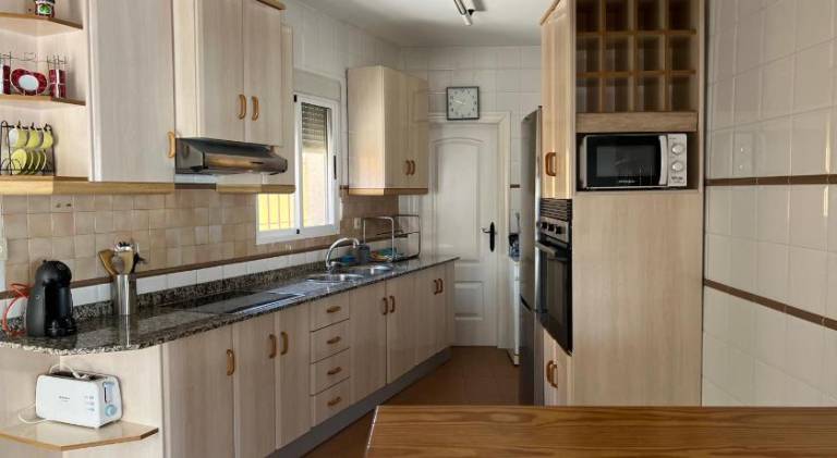 Fully equipped pleasant house with private pool, garden & BBQ | Close to the beach | Pets are welcome — photo 3