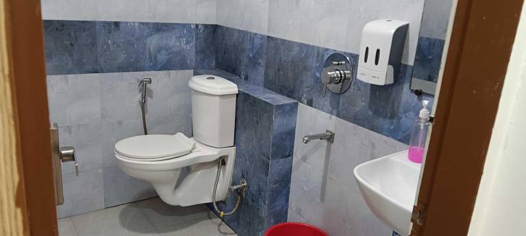 Townhouse Noida Sector 70 Formerly Palm Paradise