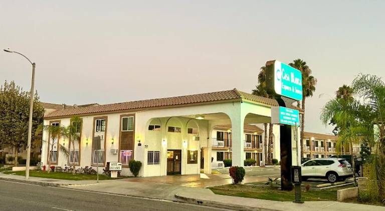 Casa Blanca Hotel Cypress Buena Park
