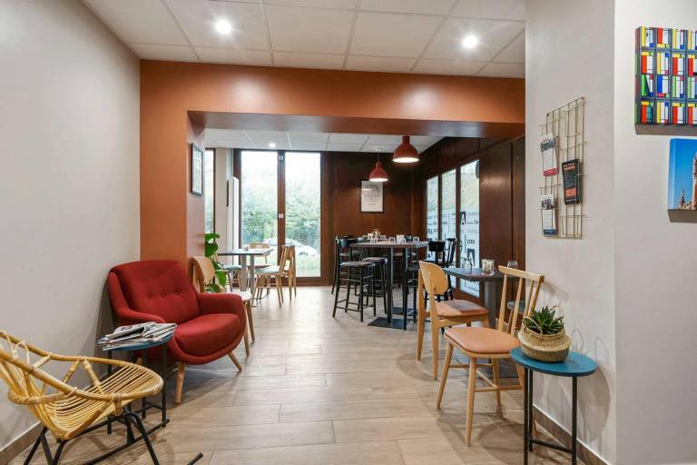Serviced apartment | Next to Porte de Paris — photo 4