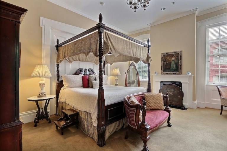 The Presidents' Quarters Inn — photo 2