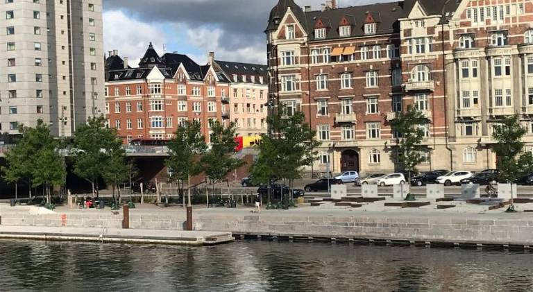 Guest rooms harbor view in Copenhagen