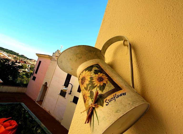 Family-oriented villa with barbeque & pool | Pets are welcome — photo 2