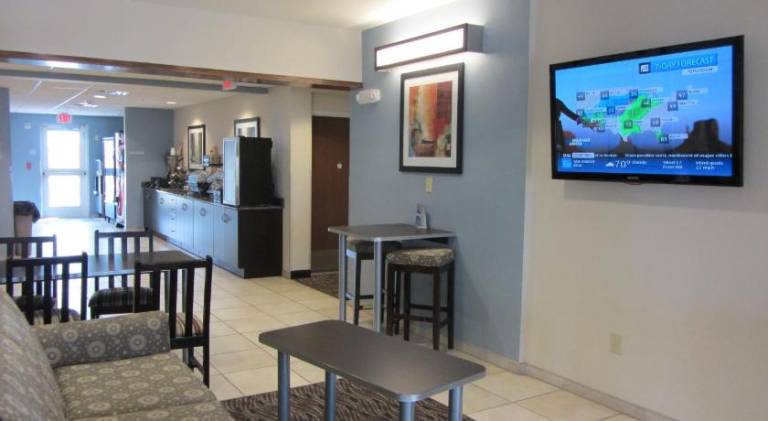 Microtel Inn & Suites by Wyndham San Angelo — photo 2
