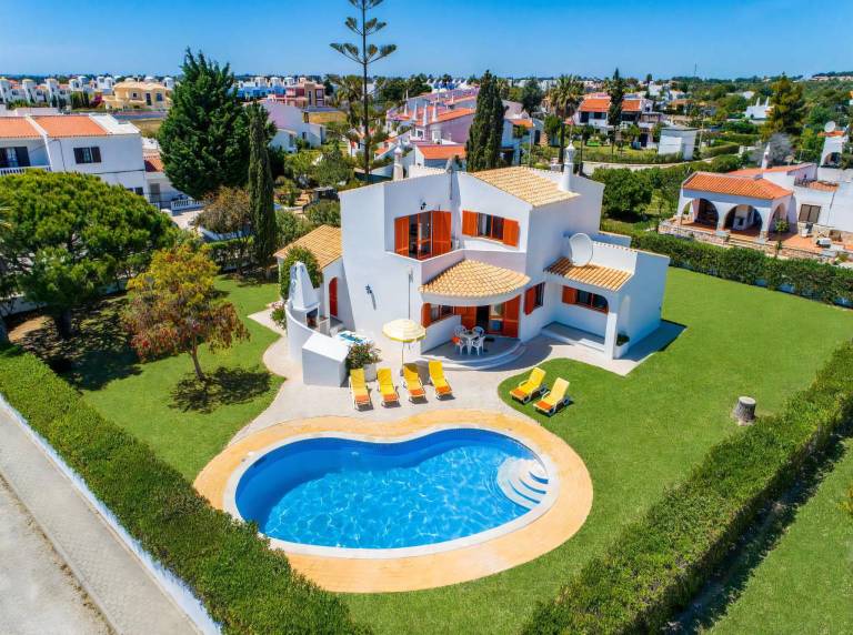 Villa  Armação de Pêra