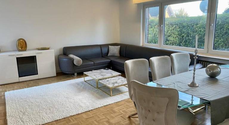 160 m&sup2; Villa