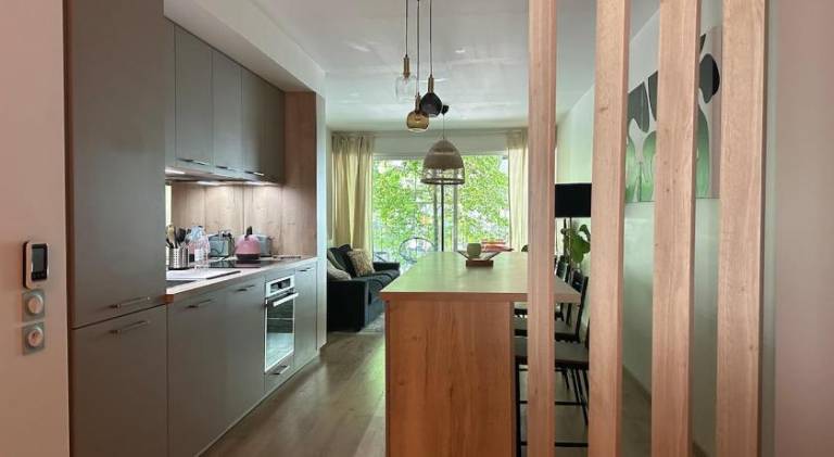 Fully equipped wonderful holiday apartment with patio | Next to Place des Quinconces | Perfect for remote work | Pet-friendly — photo 3