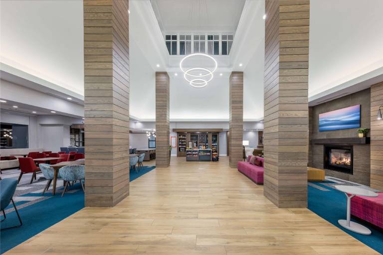 Hilton Garden Inn Albuquerque/Journal Center — photo 2