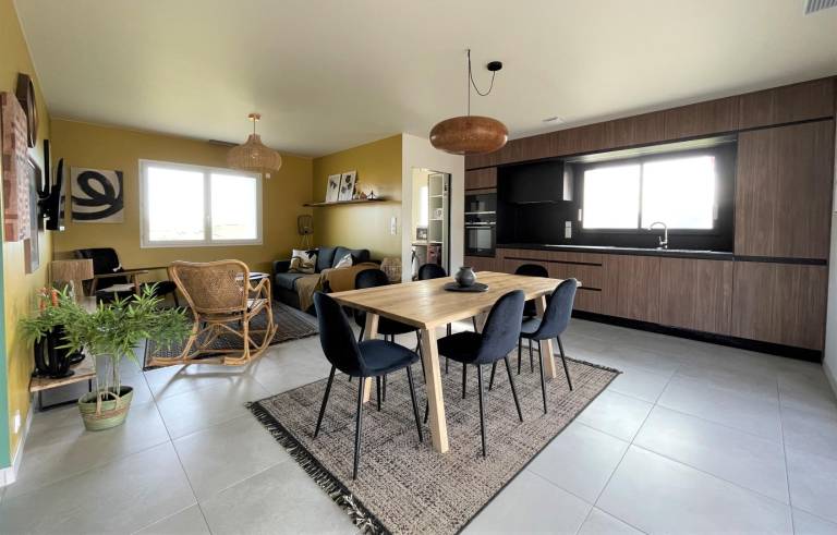 Gite with patio & garden — photo 2