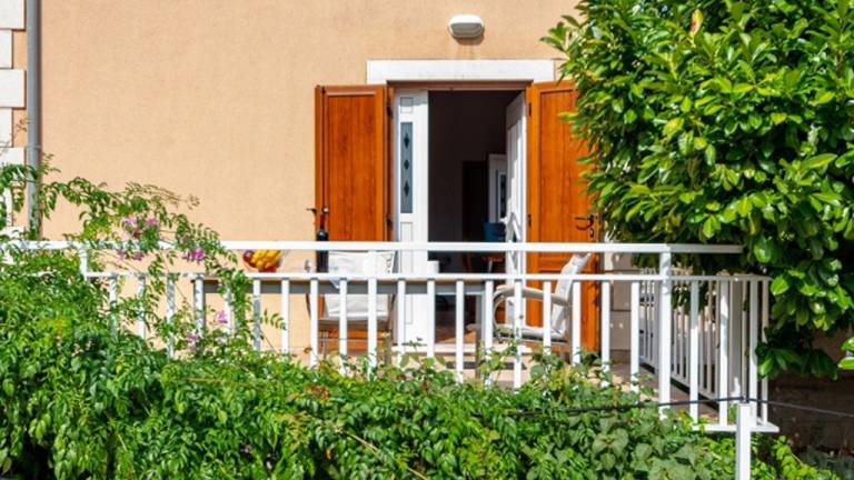 Apartman  Račišće