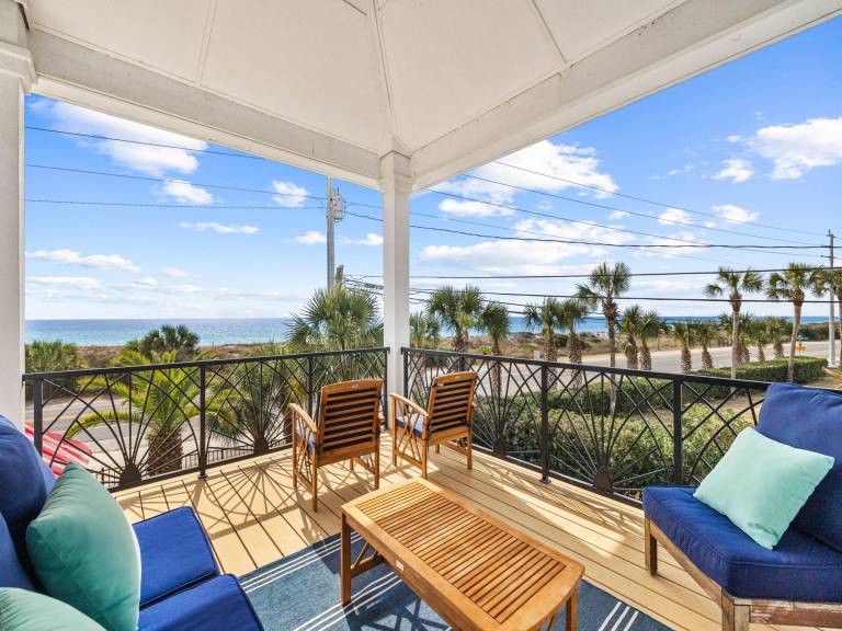 Private Paradise on Front Beach Rd — photo 3