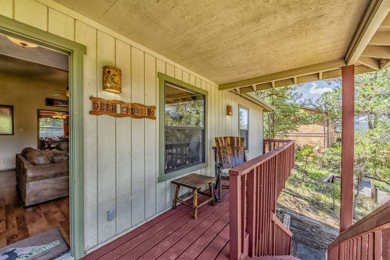 Cabin with grill & jacuzzi | Mountain view — photo 4
