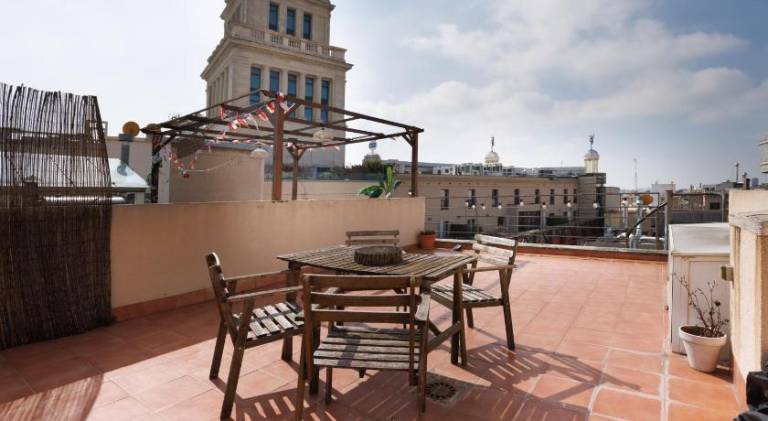 Bright Apartment with Terrace on Paseo de Gracia — photo 3