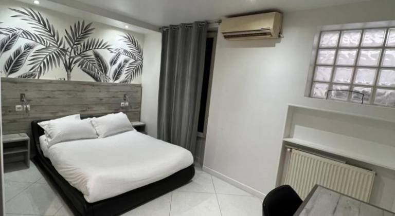 Modern's Hotel — photo 2
