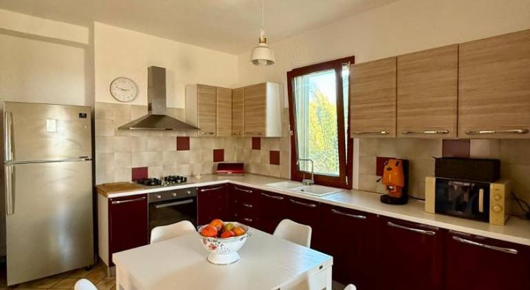 House with 2 rooms for 4 persons — photo 2