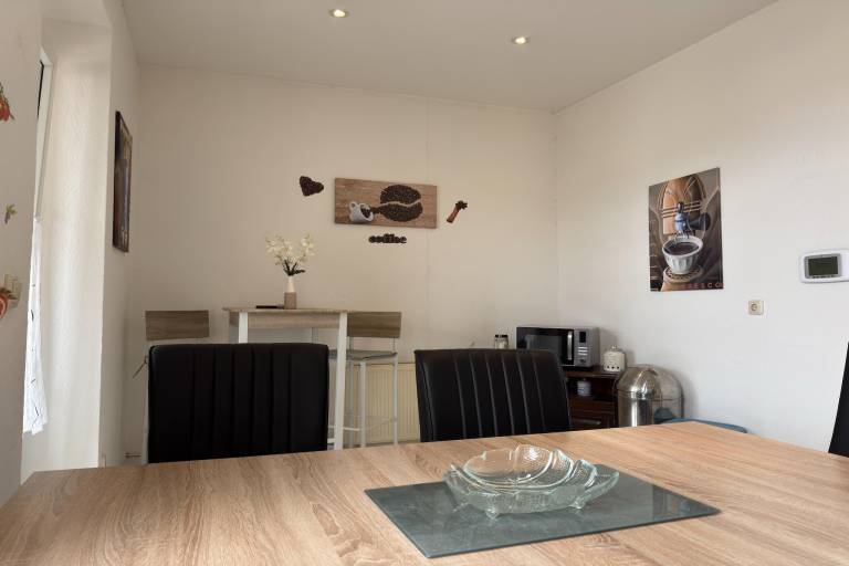 Rental apartment with garden — photo 4