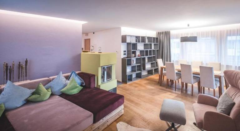 Ample holiday apartment with patio | Pets allowed in Rasun Anterselva