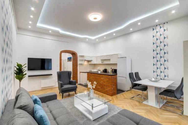 Apartman  Páty
