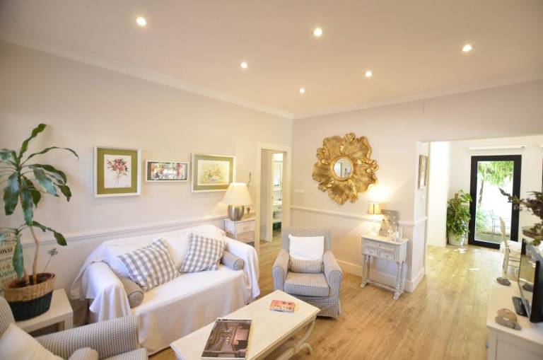 Fully equipped villa with pool, BBQ & garden | Next to the beach | Suitable for remote work | Pets are welcome — photo 2