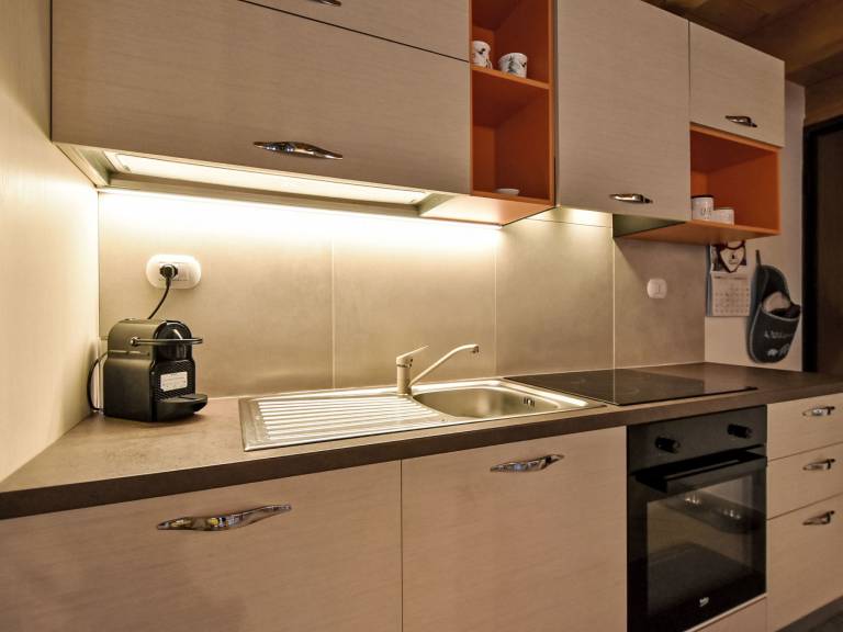 Apartment with 2 rooms for 5 persons — photo 2