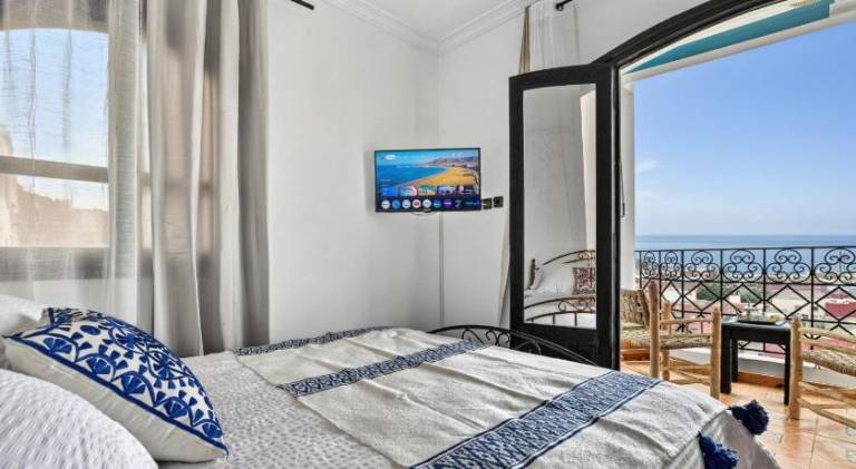 Adrar Lodge - Boutique Guesthouse with Sea View in Taghazout