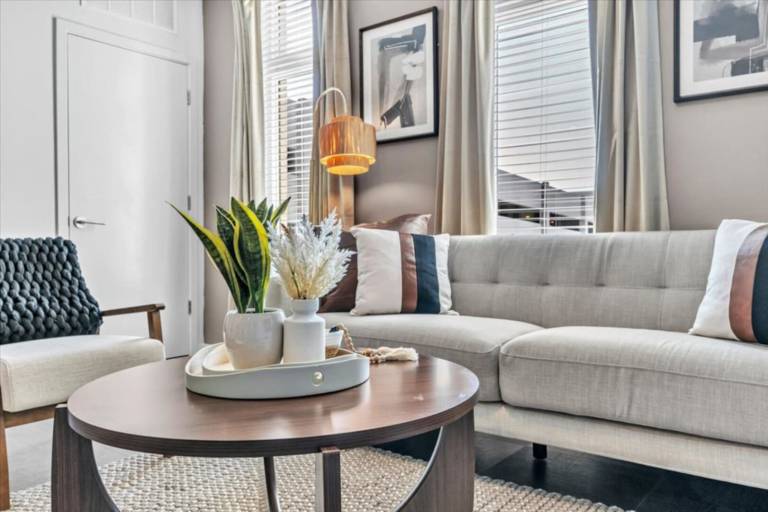 Charming apartment with pool | Pet-friendly — photo 2
