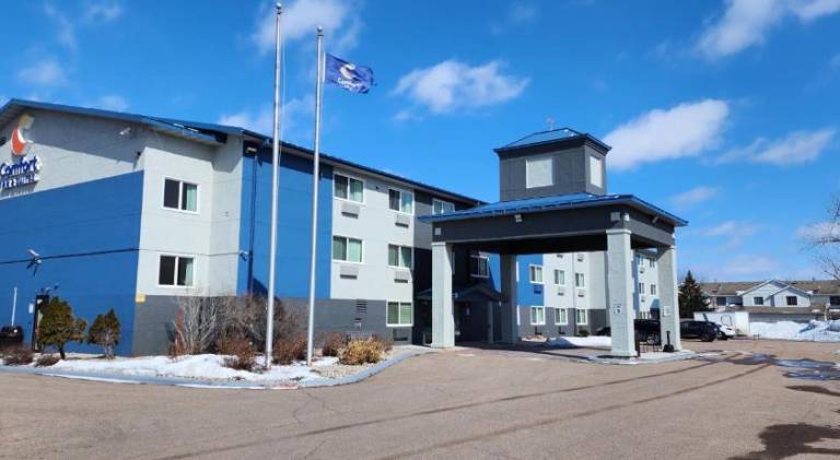 Comfort Inn & Suites Shakopee Downtown Area — photo 4