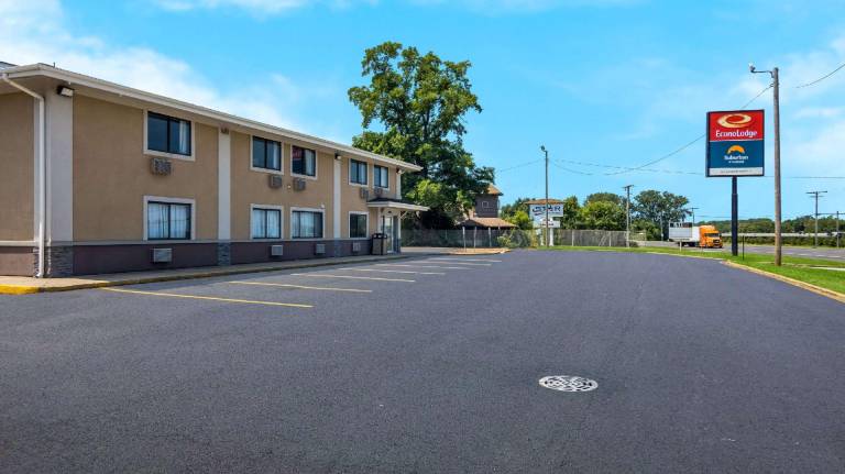 Econo Lodge Portage — photo 4