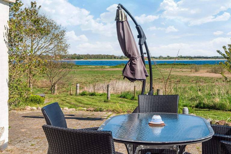 Fully equipped vacation home with sauna, BBQ & terrace | Next to the beach | Pets allowed — photo 4