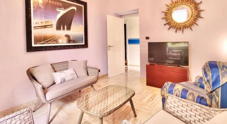 Rental apartment with 2 rooms for 5 persons — photo 3