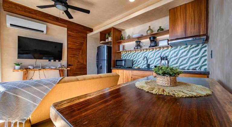 Luxury Romantic Getaway - 1 Bedroom - Steps from the Beach - Bahia Tankah Tulum — photo 5
