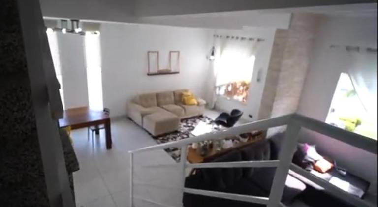 Quarto Privativo em Casa Linda — photo 5