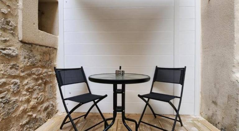 Wonderful rental apartment | Next to Popes' Palace | Pets allowed — photo 3
